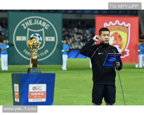 成都业余足球明星盘点谁是草根球场上的闪耀之星